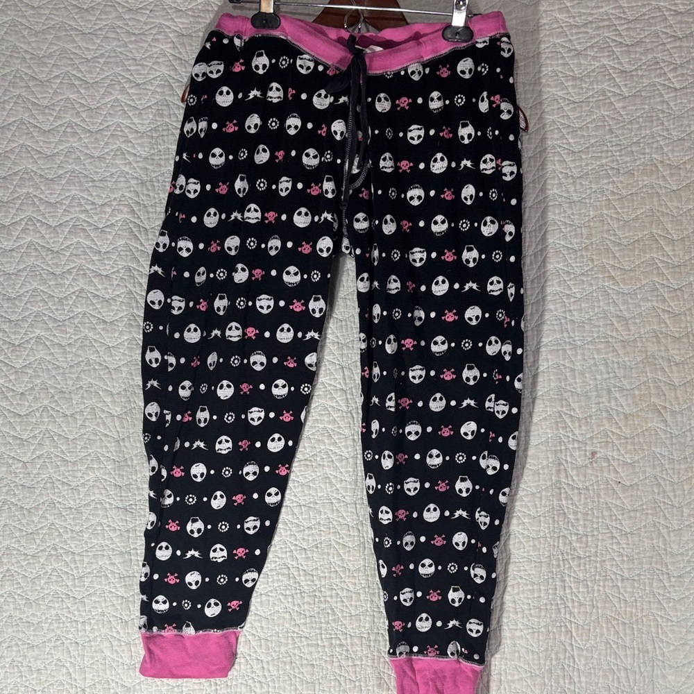 Disney Black and Pink Skull Pajama Pants & Shirt Jack Skellington Nightmare Xmas - Picture 2 of 7